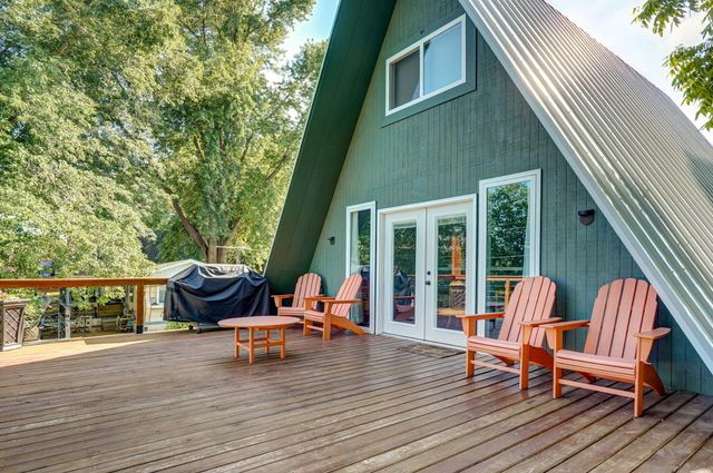 16576 S 1541 Road, Stockton, MO 65785