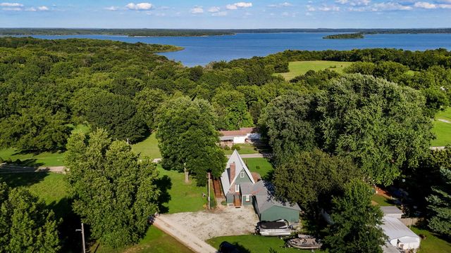 16576 S 1541 Road, Stockton, MO 65785