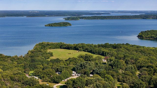 16576 S 1541 Road, Stockton, MO 65785