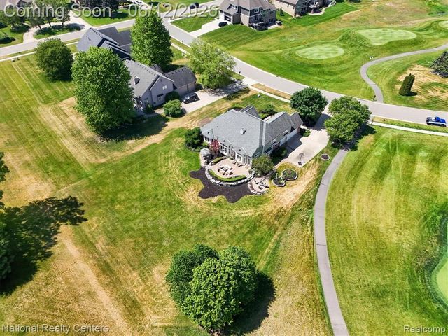 1042 Saint Andrews, Highland, MI 48357