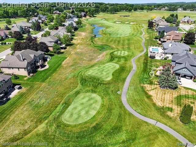 1042 Saint Andrews, Highland, MI 48357