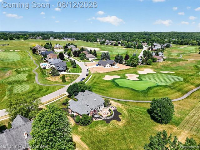 1042 Saint Andrews, Highland, MI 48357
