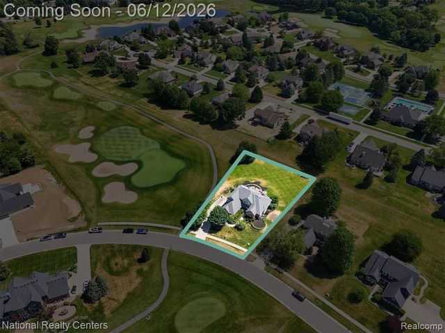 1042 Saint Andrews, Highland, MI 48357