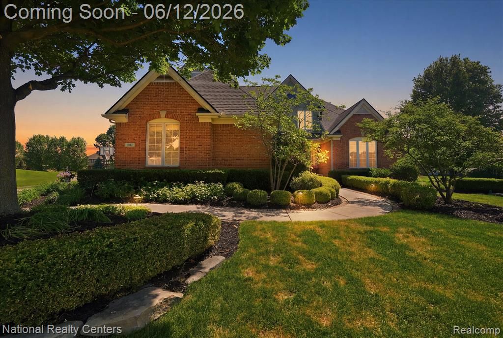 1042 Saint Andrews, Highland, MI 48357