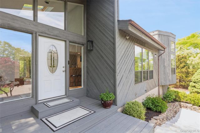 105 Nadia Court, Port Jefferson, NY 11777