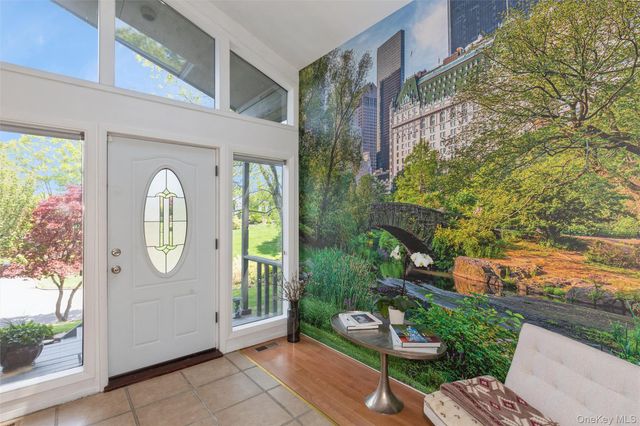 105 Nadia Court, Port Jefferson, NY 11777