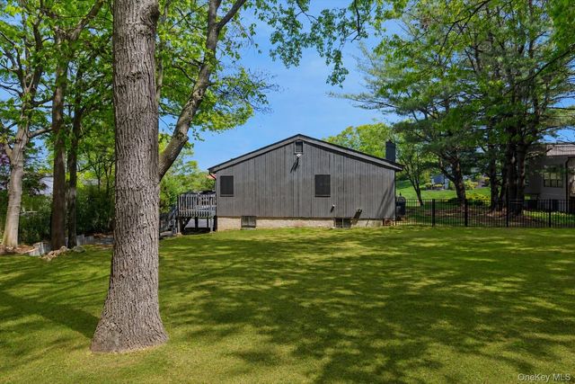 105 Nadia Court, Port Jefferson, NY 11777