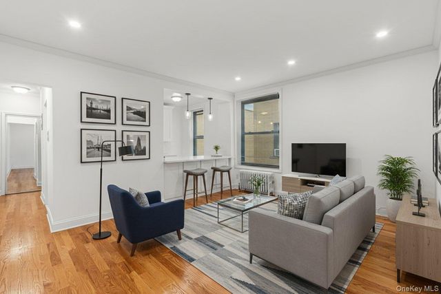 83-64 Talbot Street 6A, Kew Gardens, NY 11415