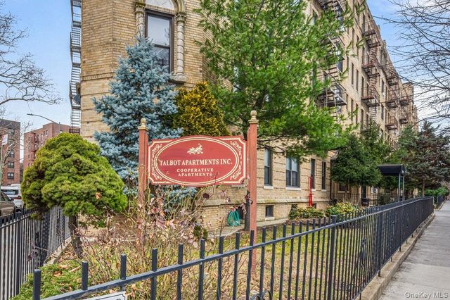 83-64 Talbot Street 6A, Kew Gardens, NY 11415