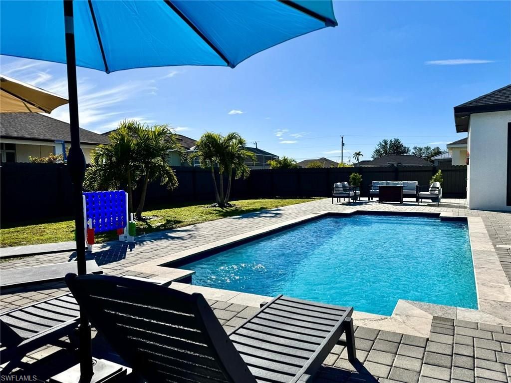 1302 Embers PKWY W, Cape Coral, FL 33993