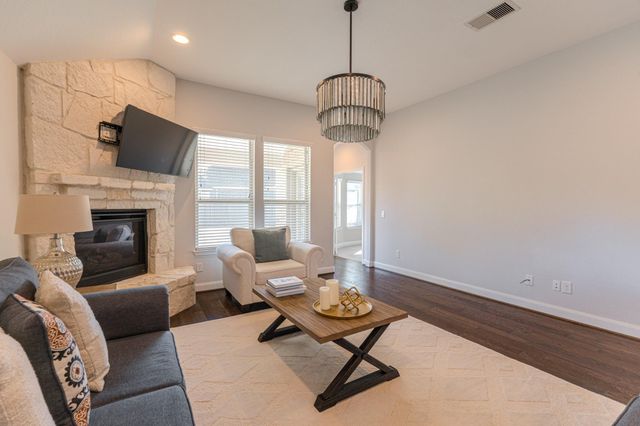 3 Pinestead Court, Tomball, TX 77375