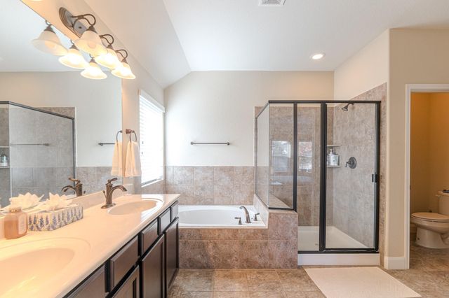 3 Pinestead Court, Tomball, TX 77375