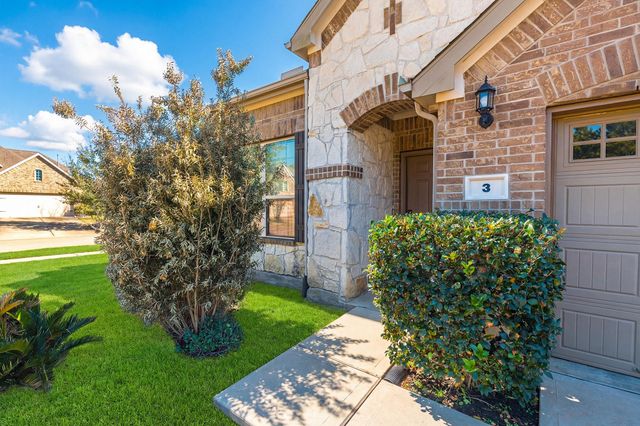3 Pinestead Court, Tomball, TX 77375