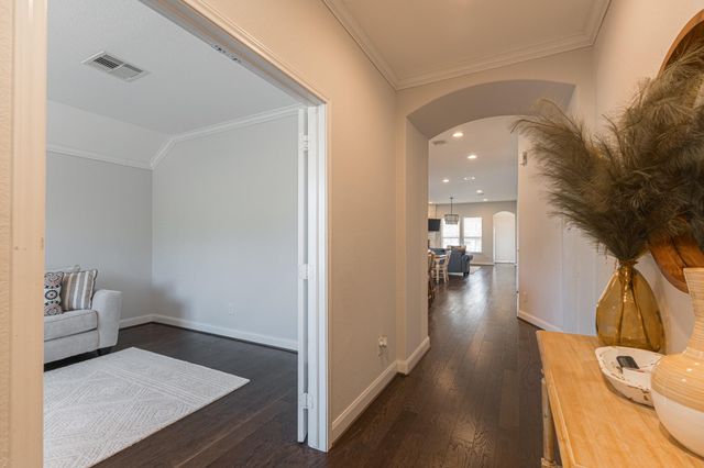3 Pinestead Court, Tomball, TX 77375