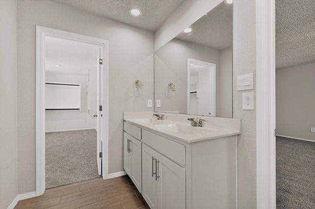 3209 Tazanita Loop SE, Rio Rancho, NM 87124