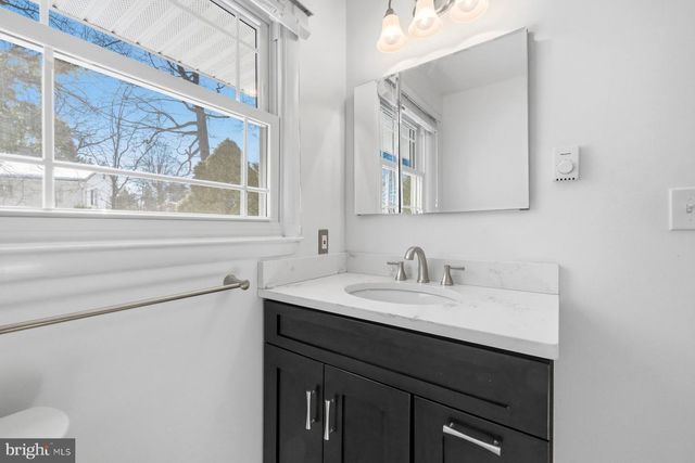 738 DENNIS AVE, Silver Spring, MD 20901