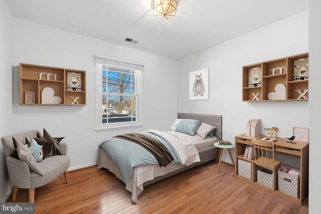 738 DENNIS AVE, Silver Spring, MD 20901