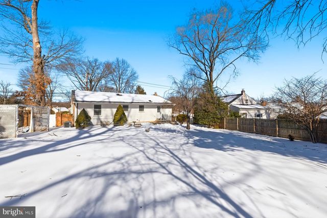 738 DENNIS AVE, Silver Spring, MD 20901