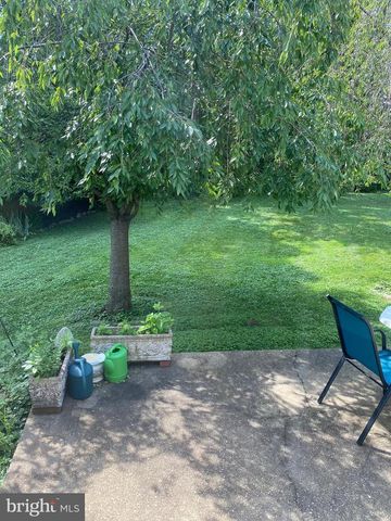 738 DENNIS AVE, Silver Spring, MD 20901