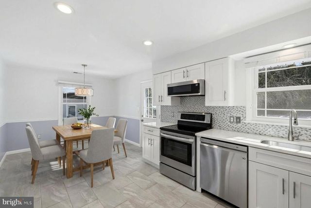 738 DENNIS AVE, Silver Spring, MD 20901