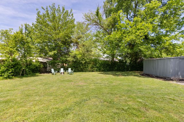 286 Garry Dr, Nashville, TN 37211