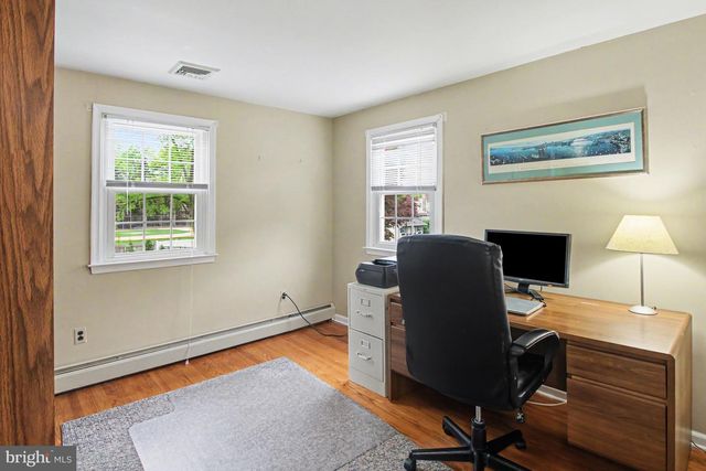 917 CEDAR GROVE RD, Broomall, PA 19008