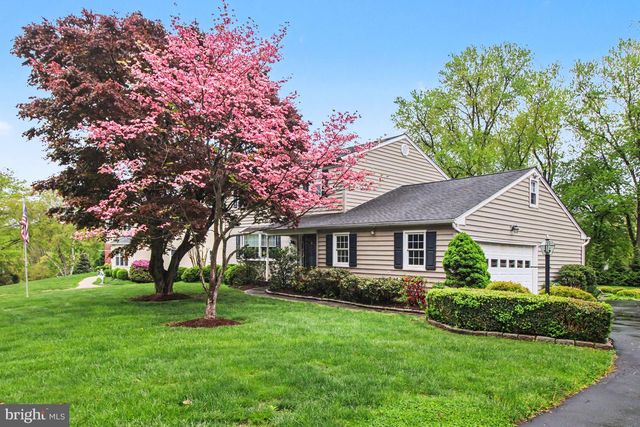 917 CEDAR GROVE RD, Broomall, PA 19008