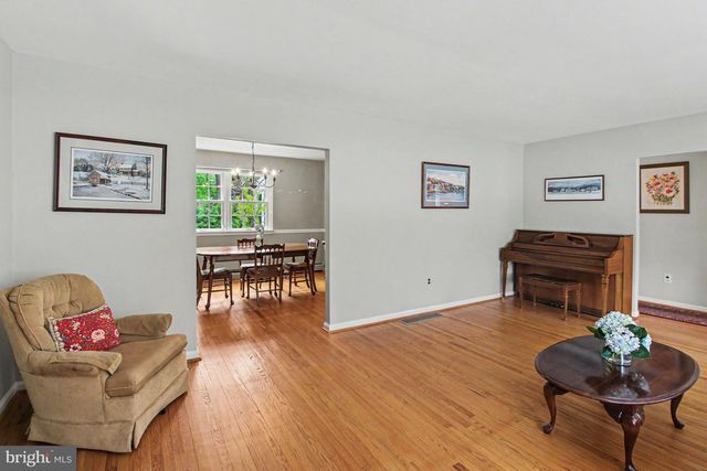 917 CEDAR GROVE RD, Broomall, PA 19008