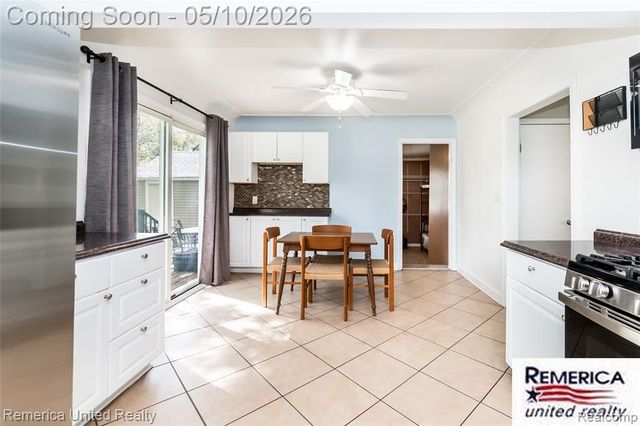 21514 Wheeler Street, Farmington, MI 48336