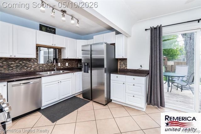 21514 Wheeler Street, Farmington, MI 48336