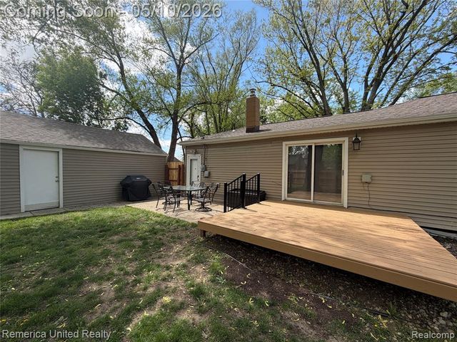 21514 Wheeler Street, Farmington, MI 48336