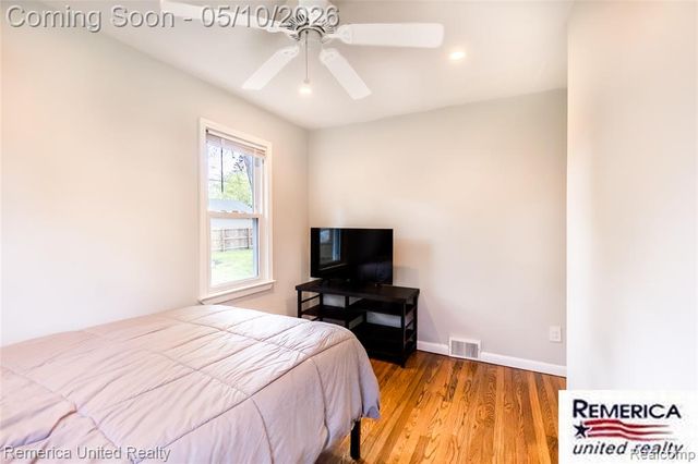 21514 Wheeler Street, Farmington, MI 48336