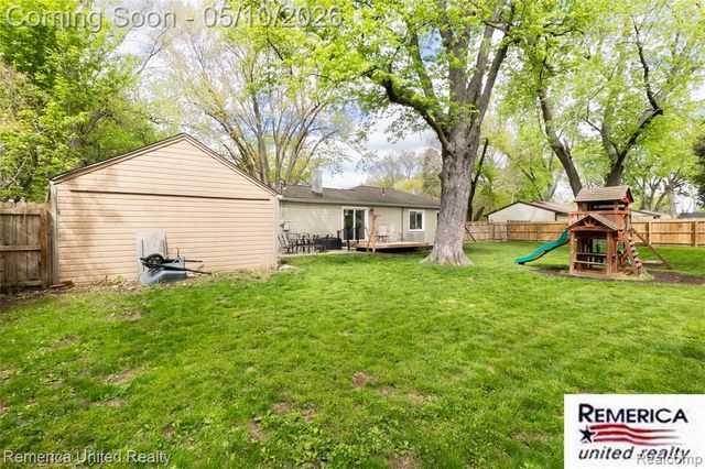21514 Wheeler Street, Farmington, MI 48336
