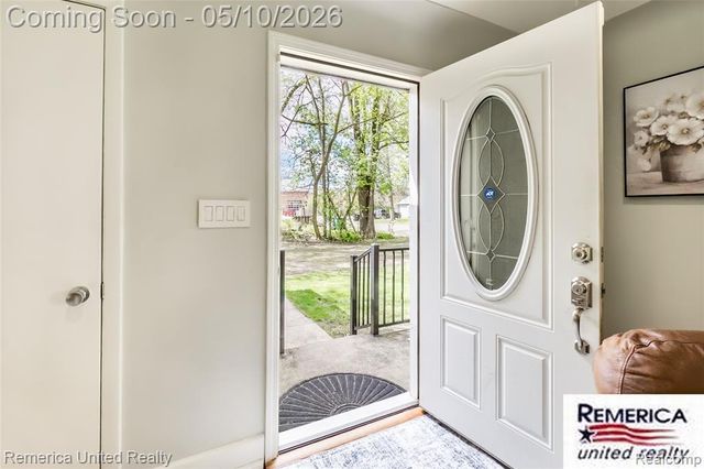 21514 Wheeler Street, Farmington, MI 48336
