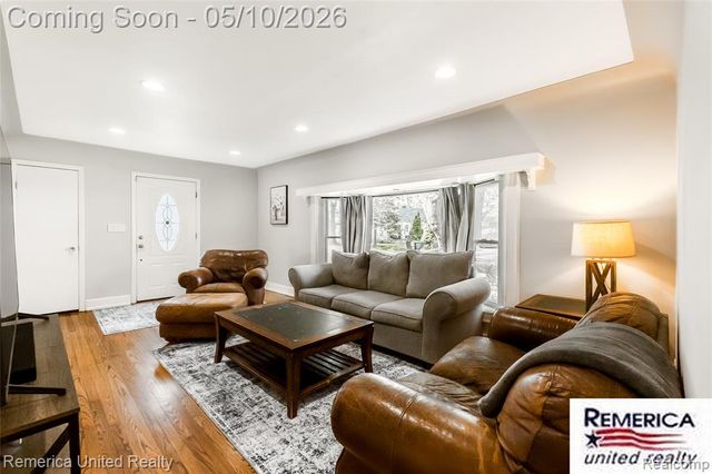 21514 Wheeler Street, Farmington, MI 48336