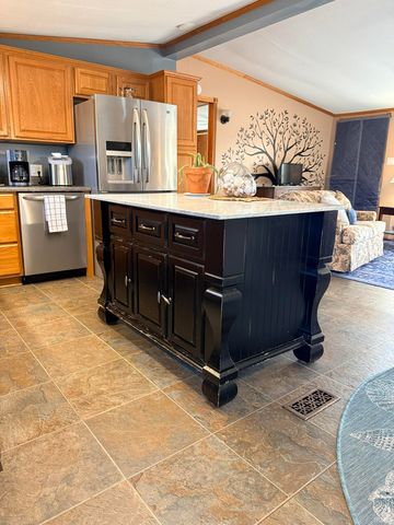 16824 SR 101 Highway, Grabill, IN 46741