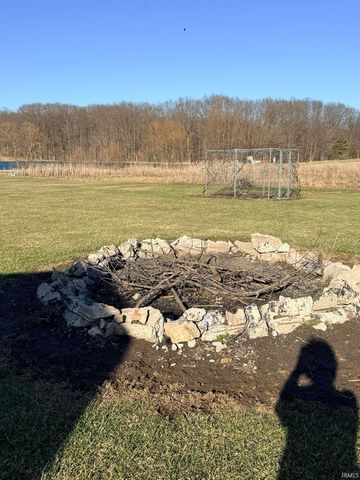 16824 SR 101 Highway, Grabill, IN 46741