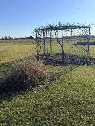 16824 SR 101 Highway, Grabill, IN 46741