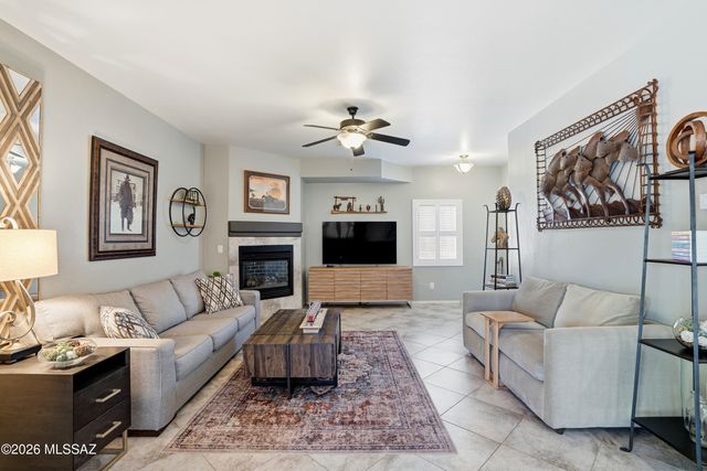 1870 N Santa Cecilia, Green Valley, AZ 85614