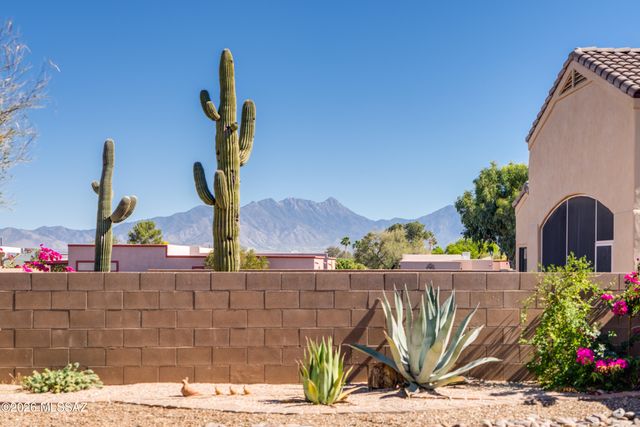 1870 N Santa Cecilia, Green Valley, AZ 85614