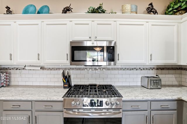 1870 N Santa Cecilia, Green Valley, AZ 85614