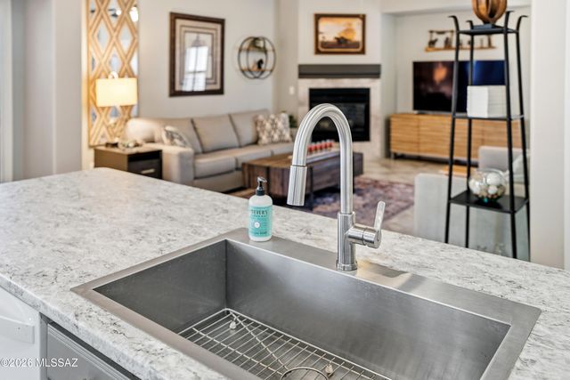 1870 N Santa Cecilia, Green Valley, AZ 85614