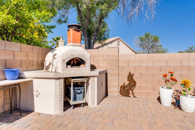 1870 N Santa Cecilia, Green Valley, AZ 85614