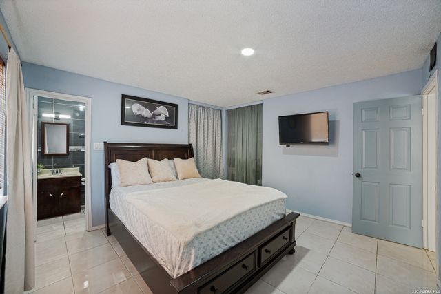 7242 Brandyridge, San Antonio, TX 78250