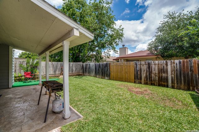 7242 Brandyridge, San Antonio, TX 78250