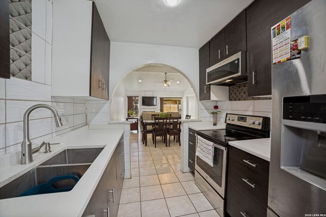 7242 Brandyridge, San Antonio, TX 78250