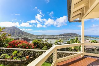 889 Kaohe Place, Honolulu, HI 96825