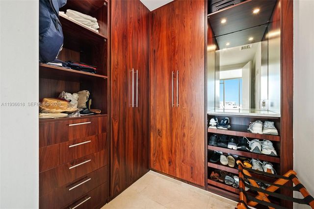 9705 Collins Ave 605N, Bal Harbour, FL 33154