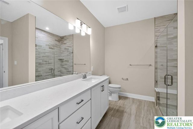 3008 North Cider Drive, Whitehall Twp, PA 18052