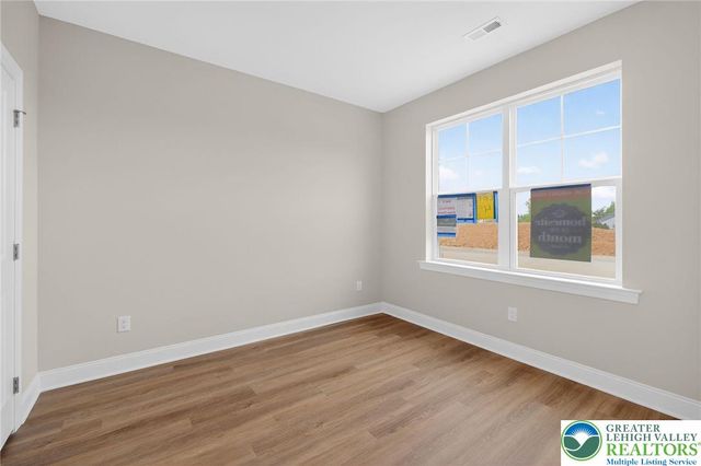 3008 North Cider Drive, Whitehall Twp, PA 18052